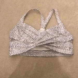 Lululemon sports bra sz 6